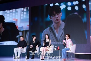 【フォト】『マンスリー彼氏』キム・ジョンシク監督＆ソ・イングク＆ジス、和気あいあいとした懇談会