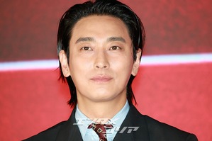 【フォト】懇談会に臨む『クライマックス』のキャストたち