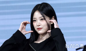 【フォト】LOONA・cignature・ユーチューバーが集まったガールズバンド「LATENCY」デビュー