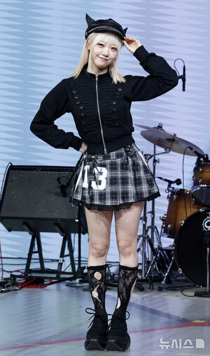 【フォト】LOONA・cignature・ユーチューバーが集まったガールズバンド「LATENCY」デビュー