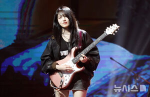 【フォト】LOONA・cignature・ユーチューバーが集まったガールズバンド「LATENCY」デビュー