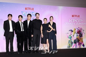 【フォト】一堂に会した『KPOPガールズ！　デーモン・ハンターズ』の主役たち