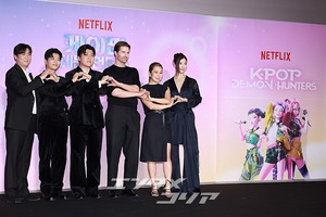 【フォト】一堂に会した『KPOPガールズ！　デーモン・ハンターズ』の主役たち