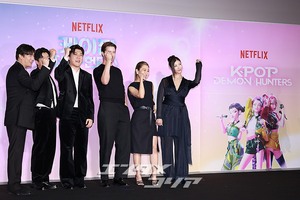 【フォト】一堂に会した『KPOPガールズ！　デーモン・ハンターズ』の主役たち