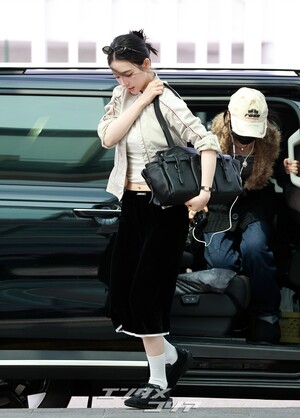 【フォト】ジャカルタに向かうaespaカリナ＆ウィンター、優劣つけ難い美しさ