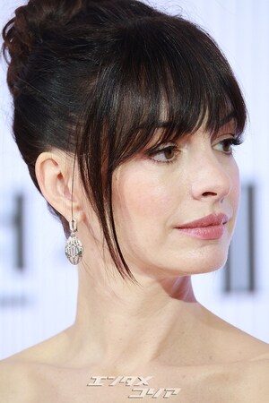 【フォト】韓国で『プラダを着た悪魔2』記者懇談会に臨むキャストたち