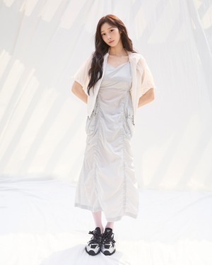 【フォト】aespaジゼル、「Wacky WiLLy」をまとい甘い夏のムード