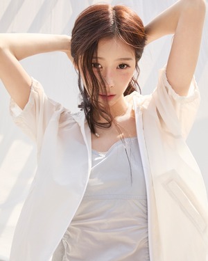 【フォト】aespaジゼル、「Wacky WiLLy」をまとい甘い夏のムード