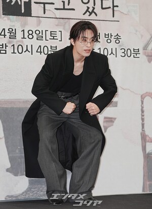 【フォト】ク・ギョファンのおどけたポーズ…格の違うファッションセンス