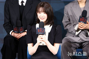 【フォト】ポーズを取るNETFLIXシリーズ『キリゴ』のキャストたち