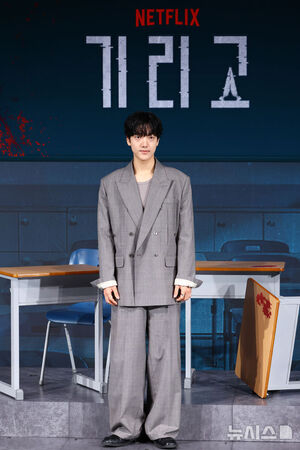 【フォト】ポーズを取るNETFLIXシリーズ『キリゴ』のキャストたち