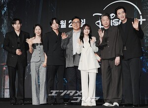 【フォト】1500億ウォンの金塊を追う『ゴールドランド』のキャストたち