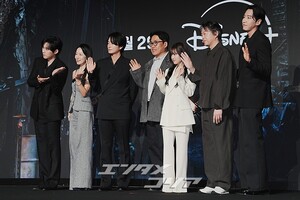 【フォト】1500億ウォンの金塊を追う『ゴールドランド』のキャストたち