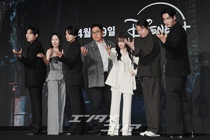 【フォト】1500億ウォンの金塊を追う『ゴールドランド』のキャストたち