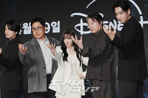 【フォト】1500億ウォンの金塊を追う『ゴールドランド』のキャストたち