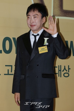 【フォト】キム・ジュンス、イ・ソンミンなど出席　「2026ブランド顧客忠誠度大賞」