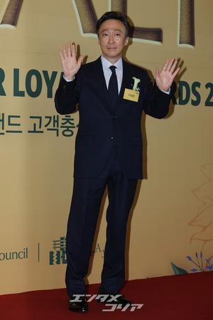 【フォト】キム・ジュンス、イ・ソンミンなど出席　「2026ブランド顧客忠誠度大賞」