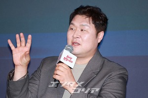 【フォト】パク・ジフン＆イ・サンイ＆ユン・ギョンホ、『炊事兵、伝説になる』記者懇談会