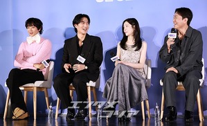 【フォト】 ダンスのカン・ドンウォン、ラップのオム・テグ…『ワイルド・シング』制作報告会の様子