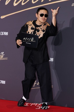 【フォト】RIIZE＆SUPER JUNIOR＆ENHYPENニキら、『マイケル』VIP試写会に出席したスターたち