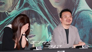 【フォト】アップグレードした新たな「Kゾンビ」の誕生…『群体』メディア試写会