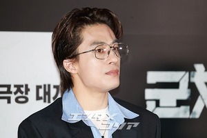【フォト】アップグレードした新たな「Kゾンビ」の誕生…『群体』メディア試写会