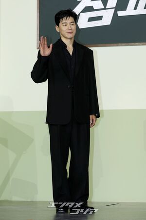 【フォト】キム・ムヨル＆イ・ソンミン＆チン・ギジュ＆ピョ・ジフン、『鉄槌教師』制作発表会に出席