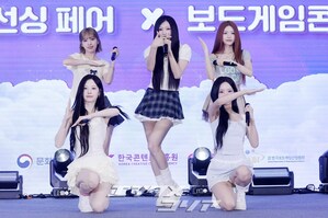 【フォト】広報大使に任命されたRESCENE、祝賀公演でさわやかな魅力アピール