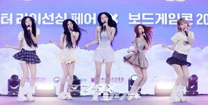【フォト】広報大使に任命されたRESCENE、祝賀公演でさわやかな魅力アピール