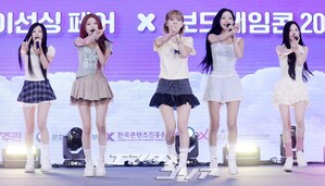 【フォト】広報大使に任命されたRESCENE、祝賀公演でさわやかな魅力アピール
