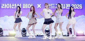 【フォト】広報大使に任命されたRESCENE、祝賀公演でさわやかな魅力アピール