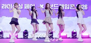 【フォト】広報大使に任命されたRESCENE、祝賀公演でさわやかな魅力アピール