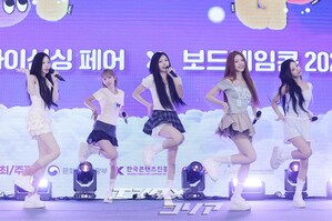 【フォト】広報大使に任命されたRESCENE、祝賀公演でさわやかな魅力アピール